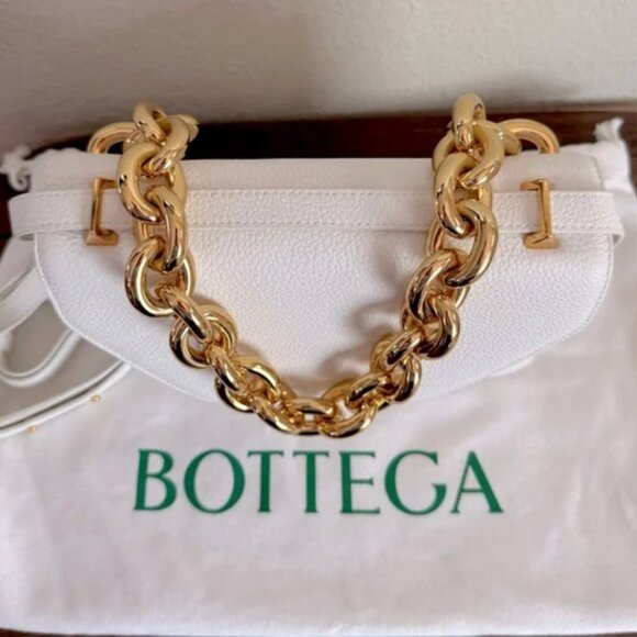 BOTTEGA VENETA Calfskin Leather Mount Chain Two Way Bag in White - Picture 6 of 6